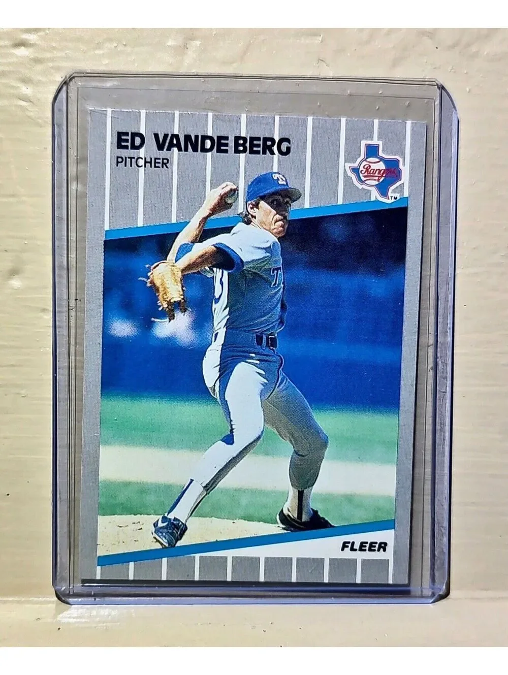 Ed Vande Berg 1989 Fleer MLB #534 Baseball Card Texas Rangers